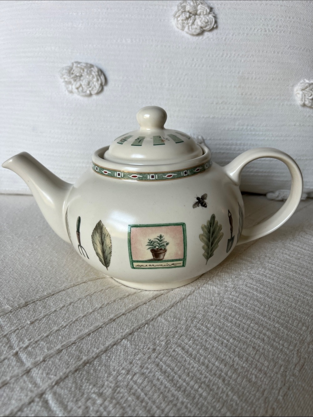 Pfaltzgraff Cream Teapot with Green Botanical Accents